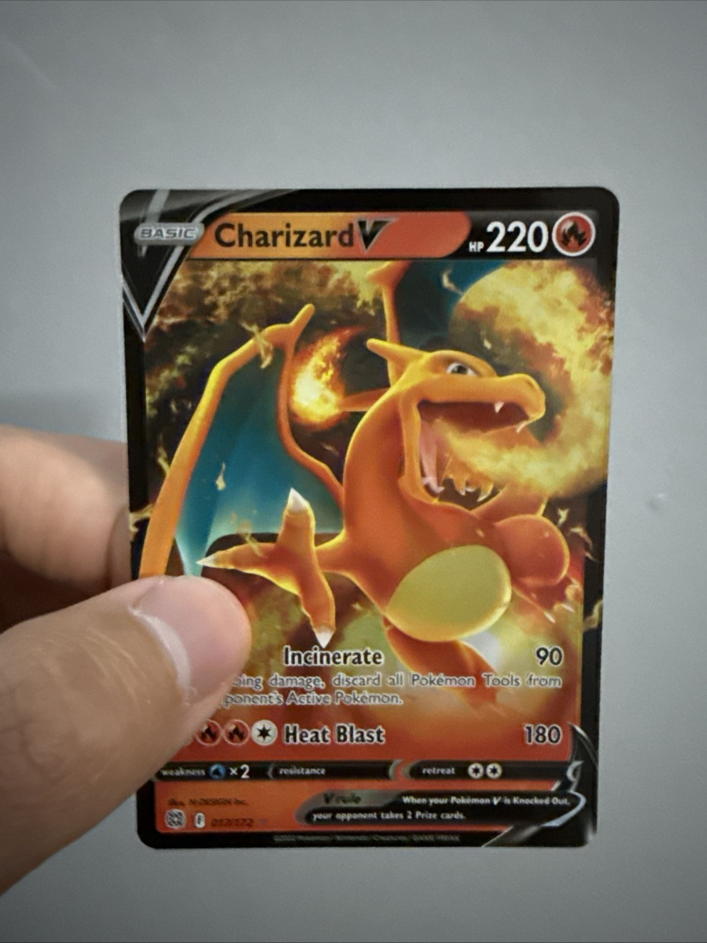Pokemon (Charizard V) Card