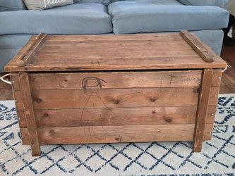 Wood chest