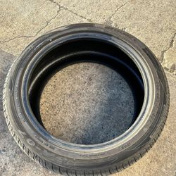 One 1 Westlake Tire 245/45/19 w/ 75% 245/45R19 