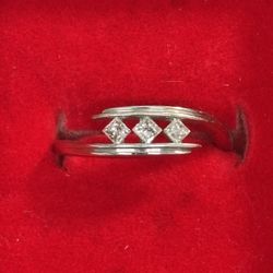 14k White Gold Diamond Band 