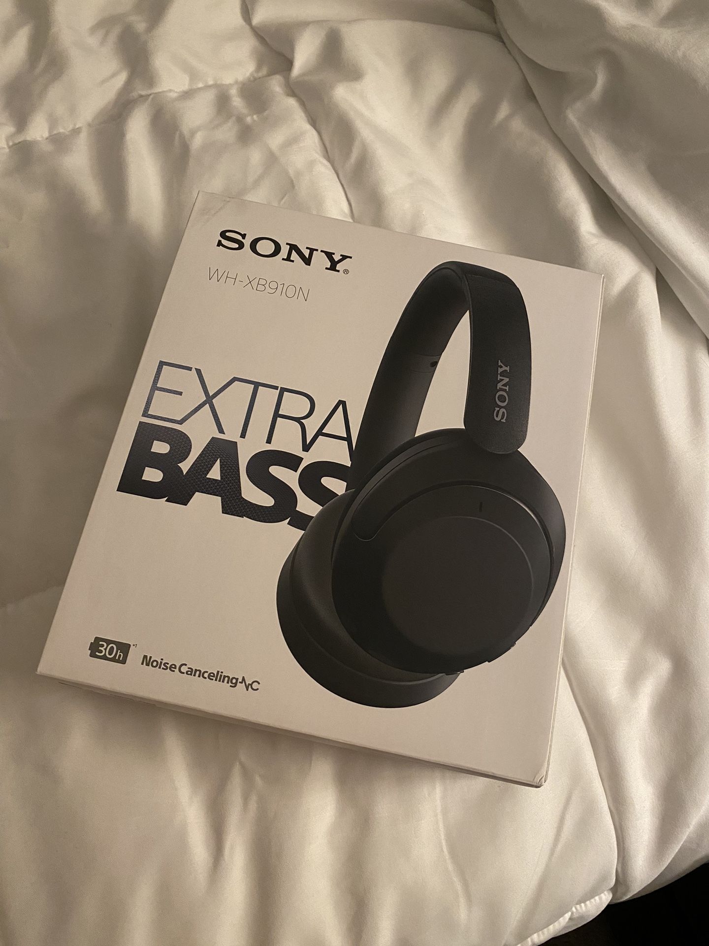 Sony WH-XB910 Noise Canceling Headphones