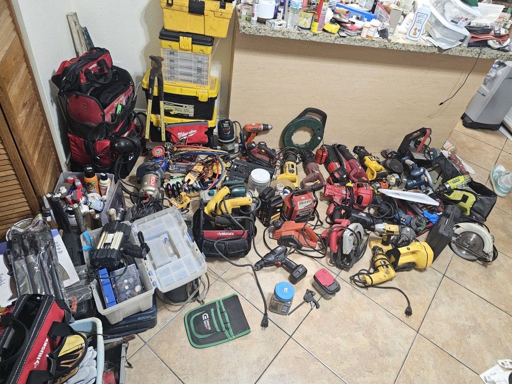 Tool Sale Lots