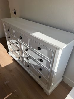 White 9 Drawer Dresser