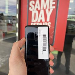 $85 to start (financing) - Unlocked Samsung Galaxy S9 (64GB)
