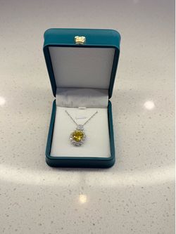 ✨ 5CT Yellow Moissanite Necklace – Certified & Stunning ✨