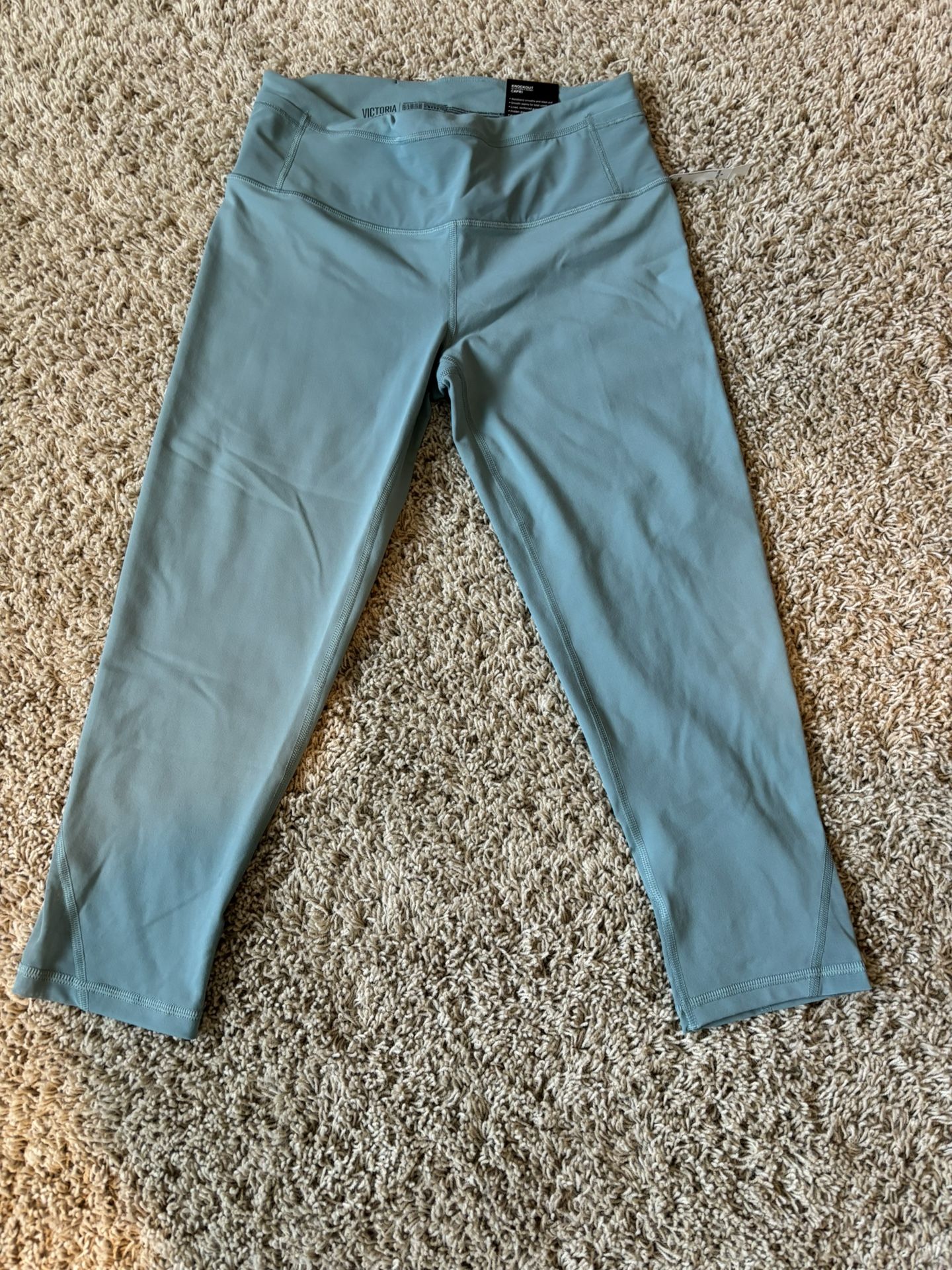 NEW Victoria Secret Sport Capri