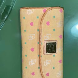 Dooney And Bourke Wallet