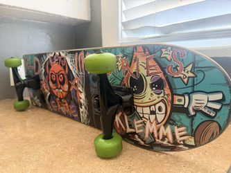 Skateboard