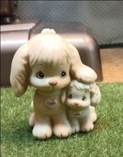 Precious Moments 1988 "puppy love"
