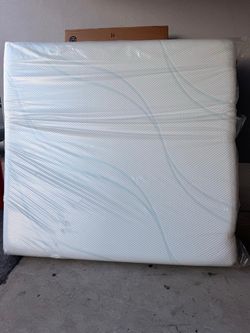 Tempurpedic Pro Adapt Soft brand new
