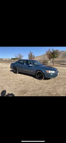 2000 Toyota Camry