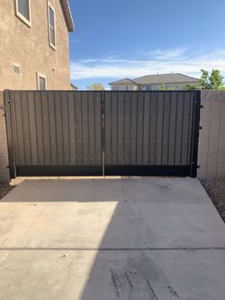 Custom rv gates and side gates