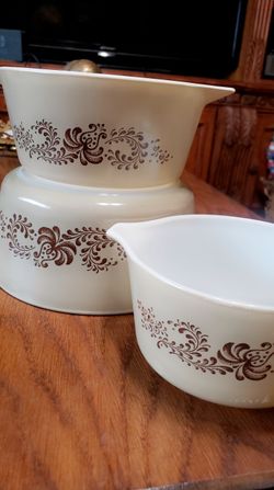 PYREX 475 474 473 B IN EXCELLENT CONDITION NO LIDS