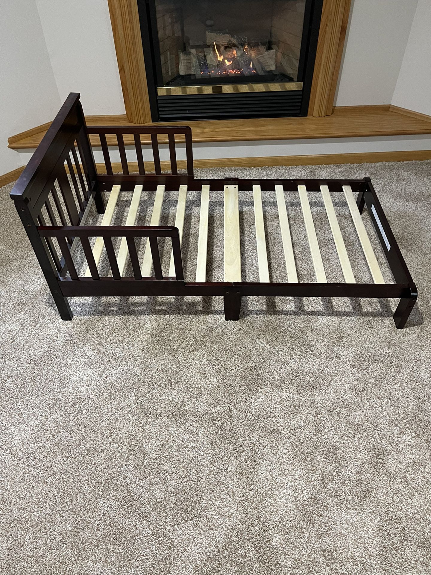 Toddler bed without mattress
