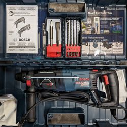 Bosch Bulldog Xtreme Hammer Drill With Bits