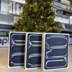 iPad Pro 13 inch M4 Chip (Newest Model) (Take It Home In Payment/ llévatelo a casa en pagos) 