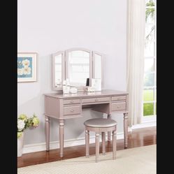 Vanity Set With Stool, Rose Gold