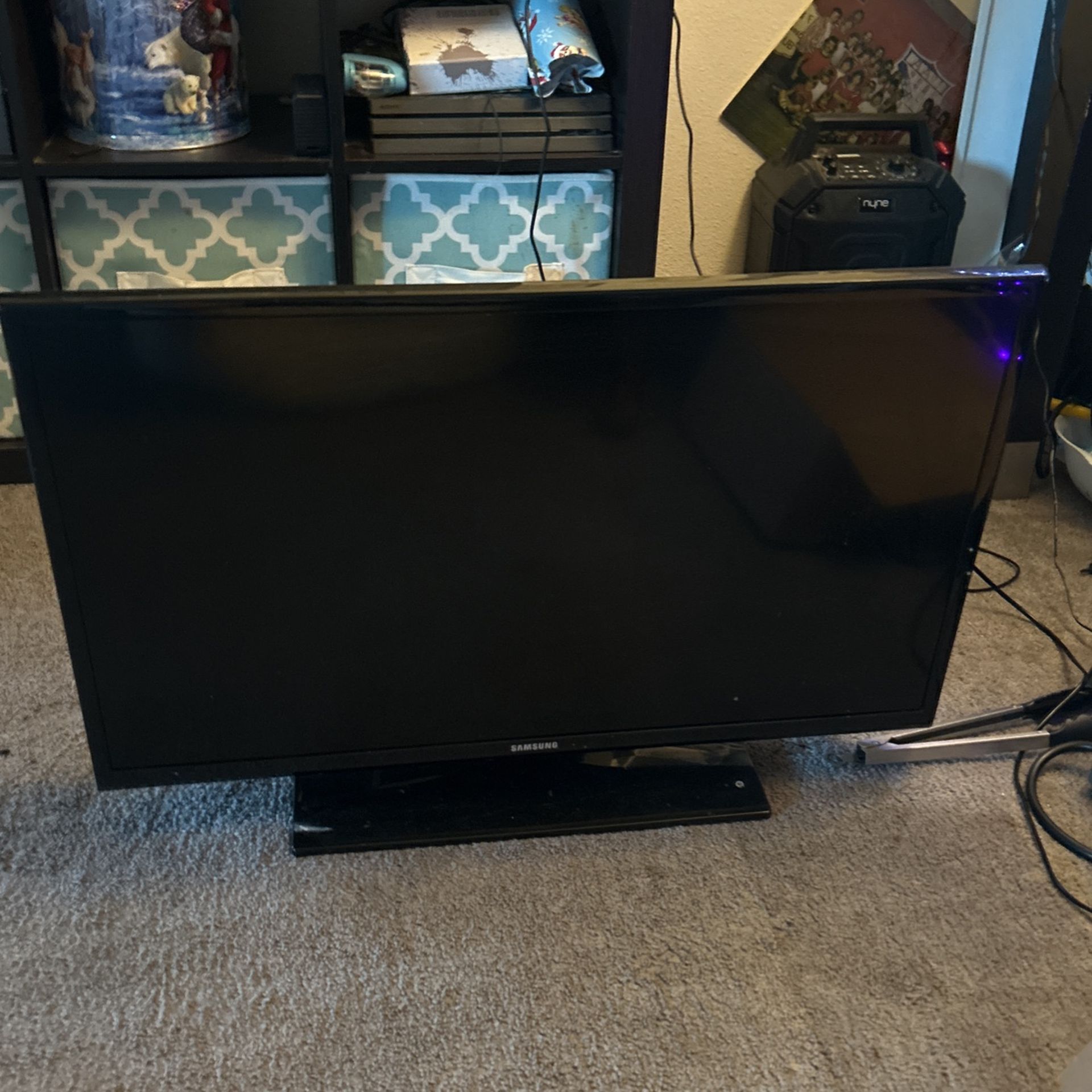 Samsung 32 Inch Tv $60 OBO