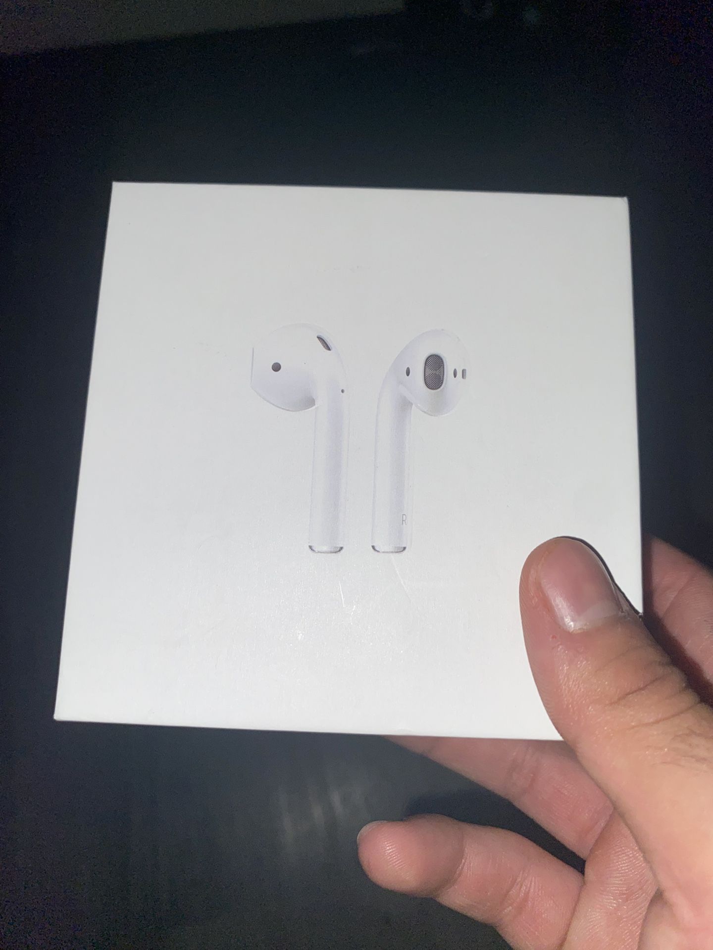 AirPods