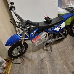 Razor mx350.  Electric. Corre. 25mh. Para. Nin̈is. De 5 a. 13. Años