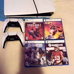 Game Console With 4 Games with 2 Controllers