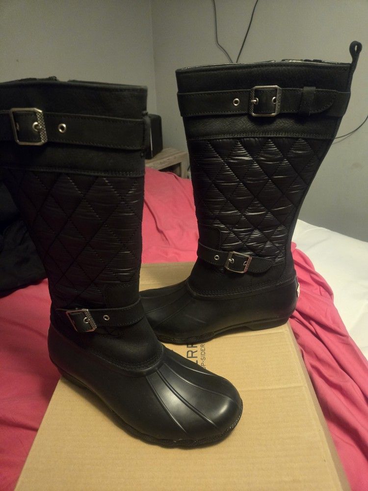 NIB Sperry Salt Water Rsin Boots