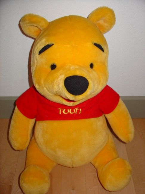 BIG ADORABLE WINNIE THE POOH STUFFED ANIMAL SOFT PLUSH 20" H
