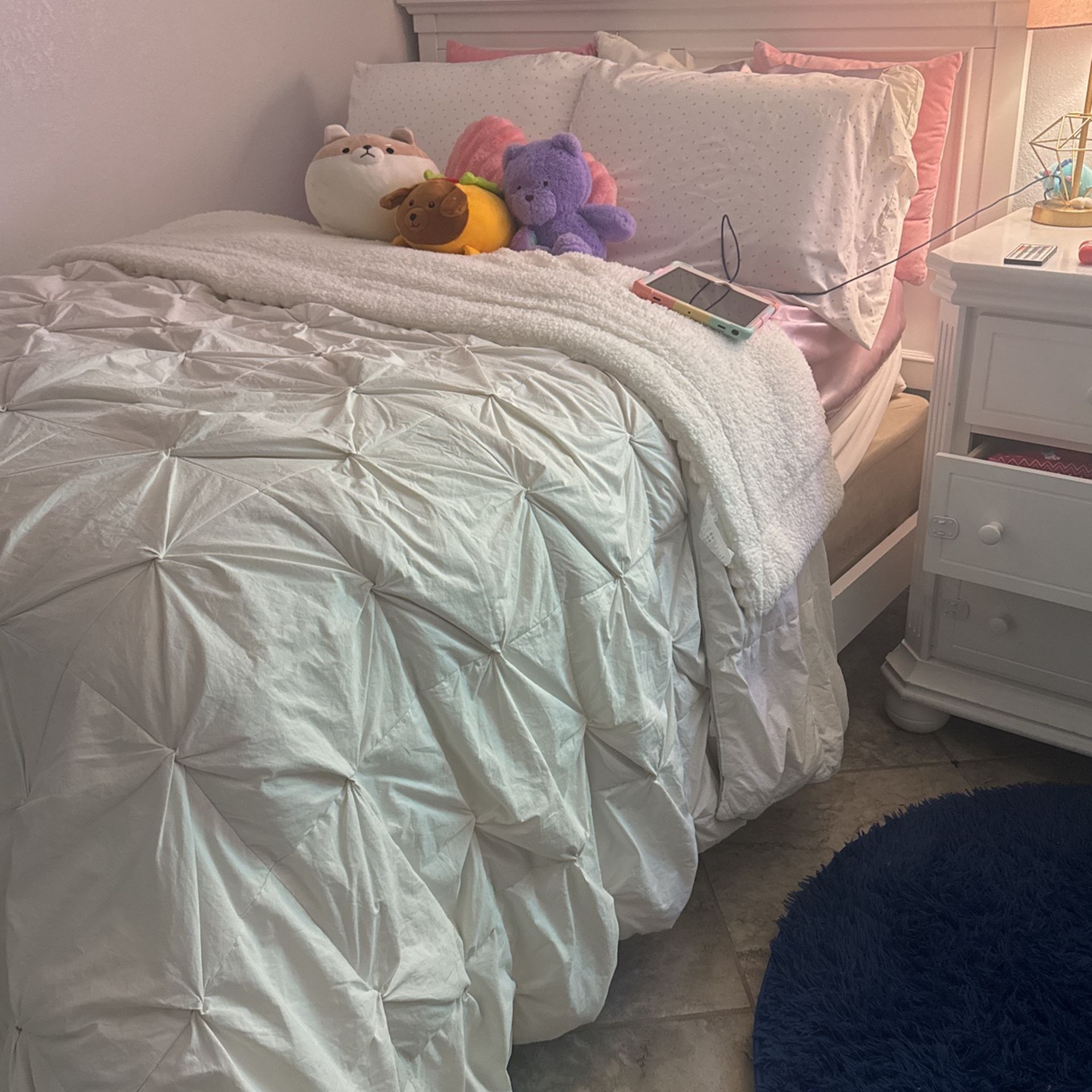 White Wood Full Size Bed Frame $200