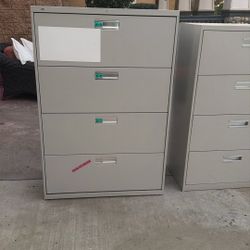 Filing Cabinets 