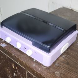 Gadhouse UO  Exclusive Brand Retro Turnable Bluetooth  NEW