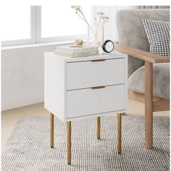1 Brand New, Still in the Box – Modern Bedside Table!” 	•	“Sleek & Stylish – Never Used, Ready for Pickup!” 	•	“Upgrade Your Space – Brand-New Nights