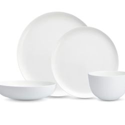 Eater x Zwiesel Fortessa Forma Fine China Dinnerware Set, 16-Piece, White, Service for 4