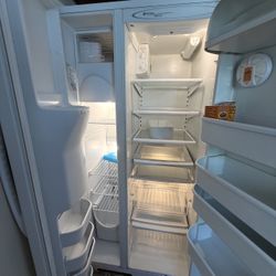 Maytag Side By Side Fridge. 