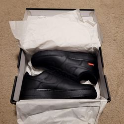 Supreme Nike Air Force One Black
