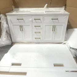 60” Bathroom Vanity In White 