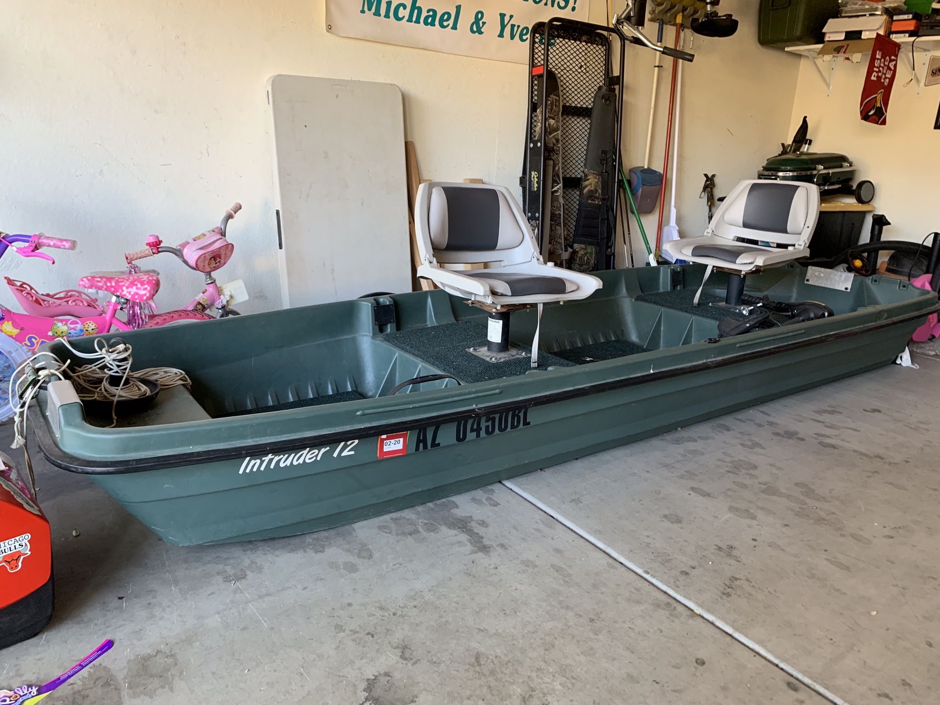 2006 Pelican Intruder 12 Ft Boat