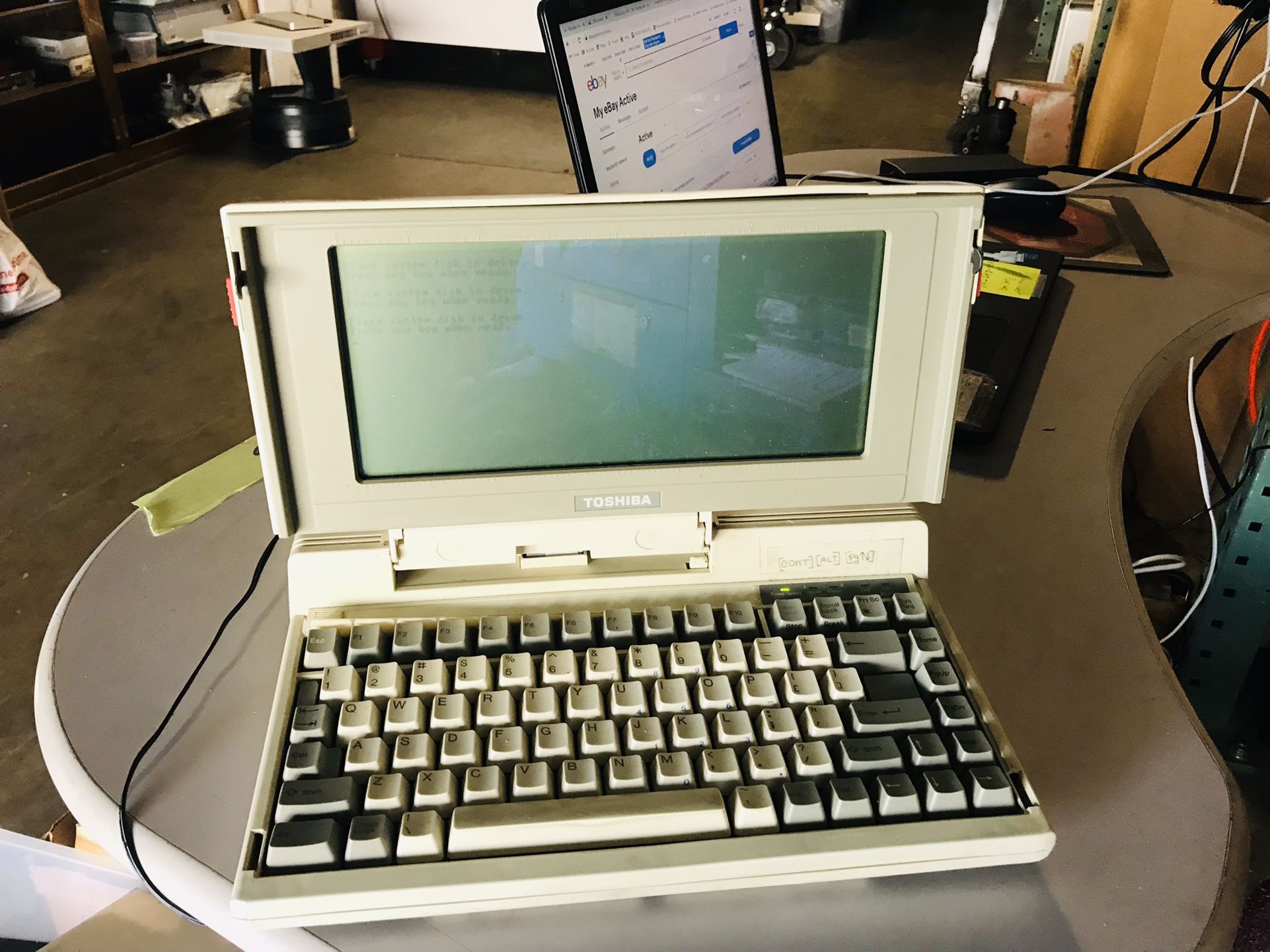 Toshiba Vintage T1100 Plus Laptop Model PA7042U- Excellent Condition