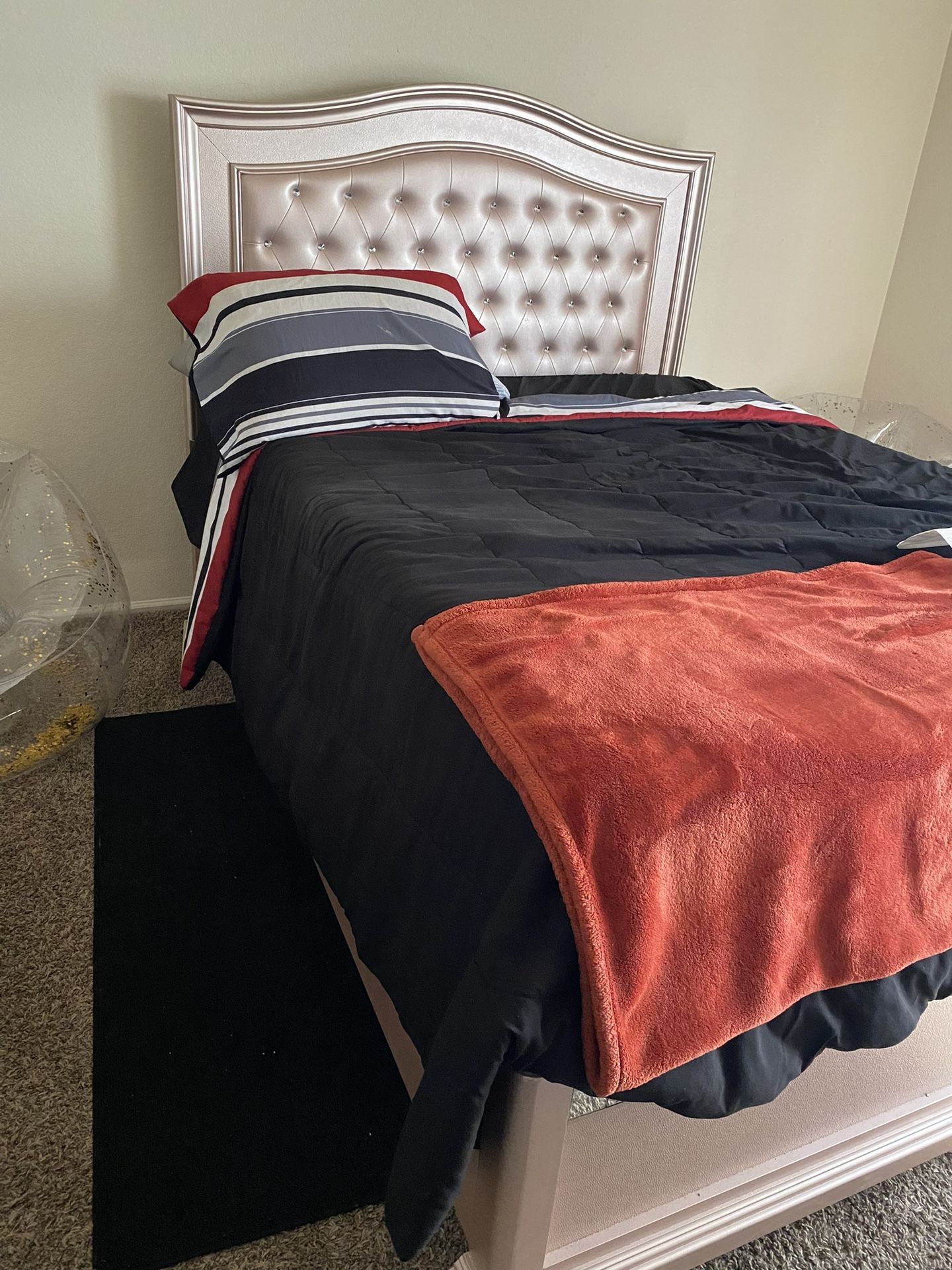 Pink Bedroom Set
