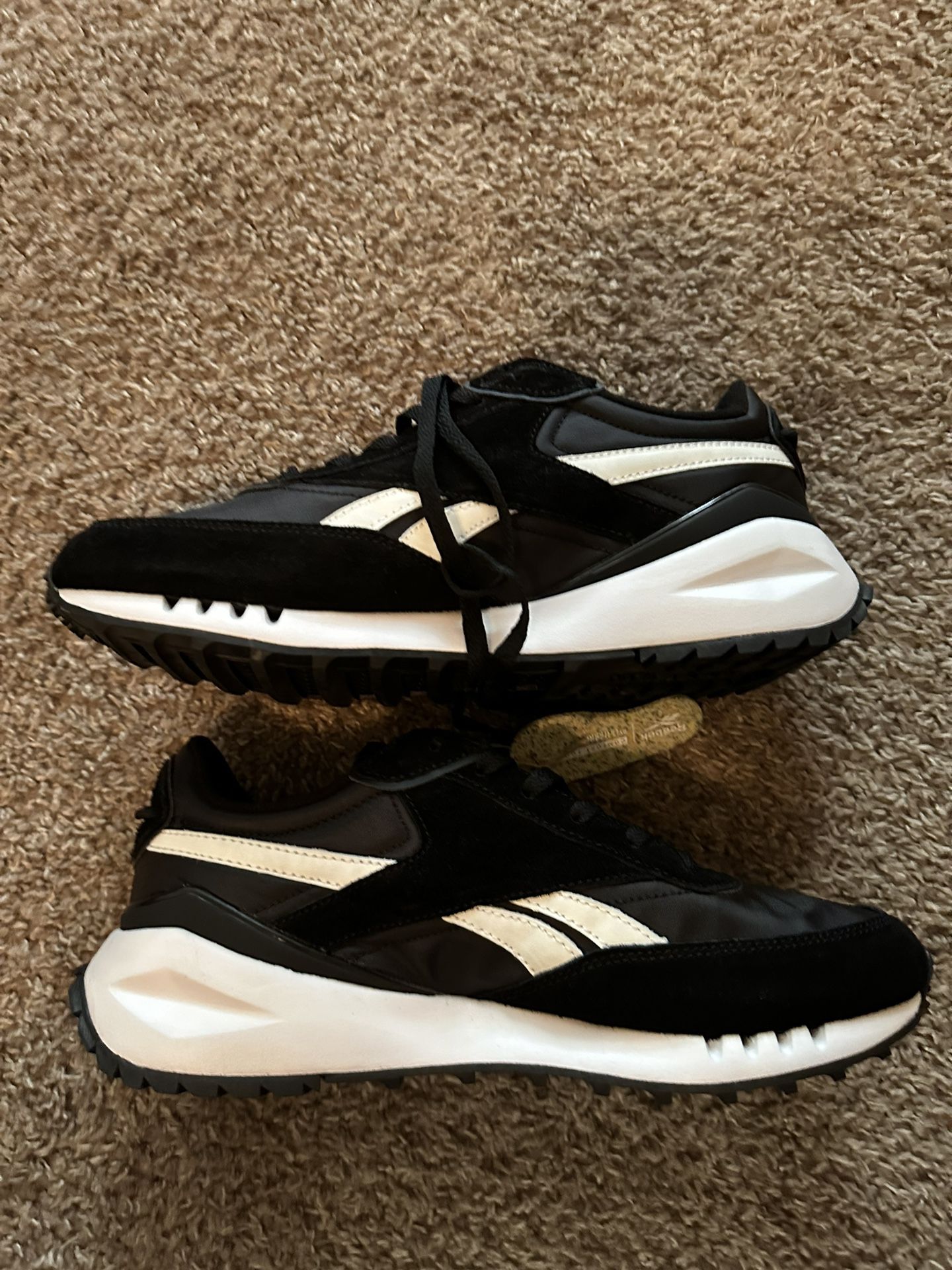 New Reebok Running Shoes 