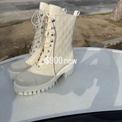 Gucci Boots 