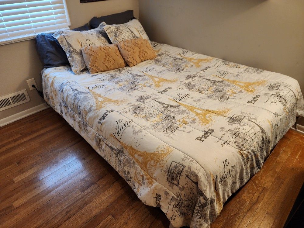 King Air Mattress with Comforter Set