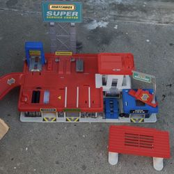 Vintage Matchbox Car wash 