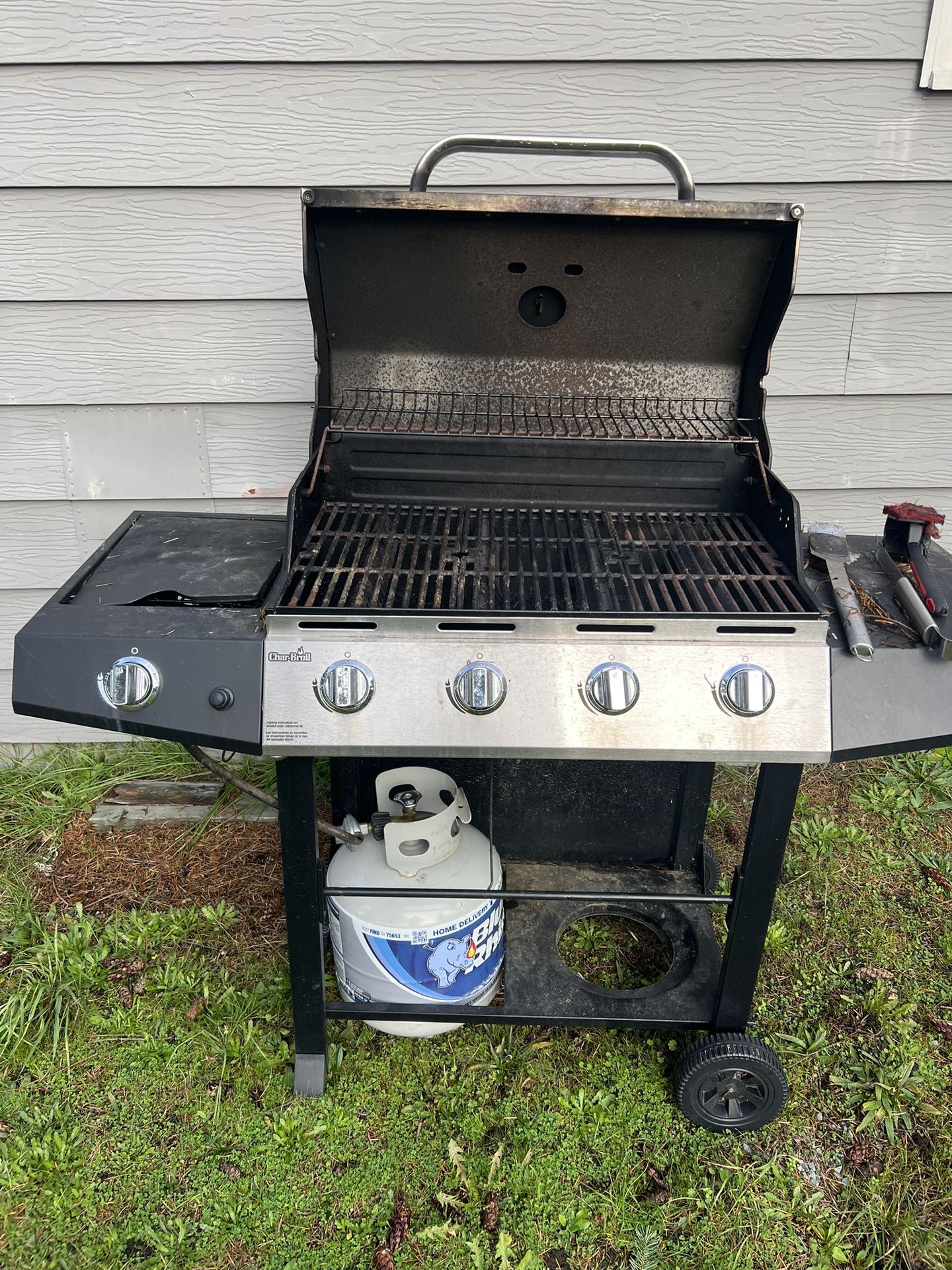 BBQ Grill FREE