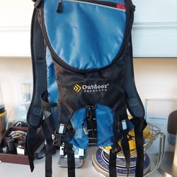 Outdoor 2 Liter Hydration Pack