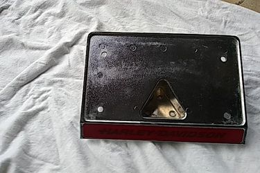 License plate frame