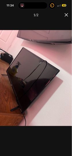 24in Roku tv with remote