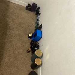 Selling designer and niche colognes dm for Price