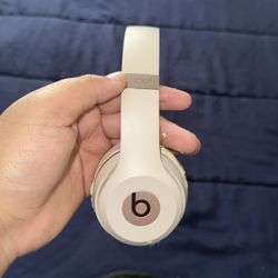 Beats Solos 