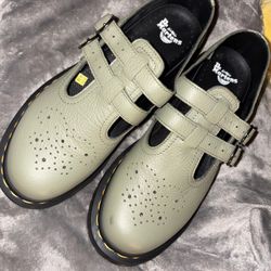 DR MARTENS 8065 MARY JANE VIRGINIA SHOES