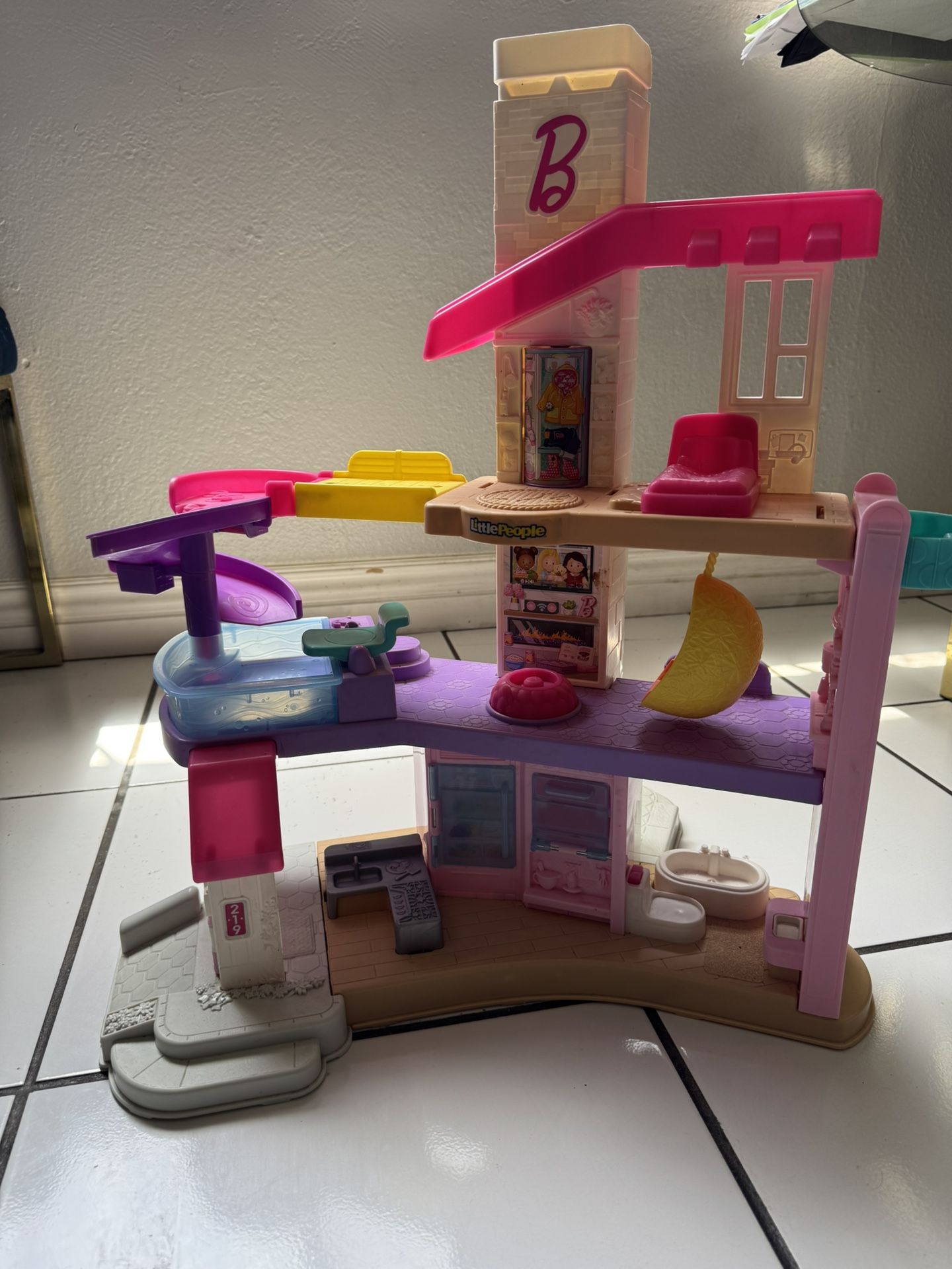 Fisher price Barbie Dream house